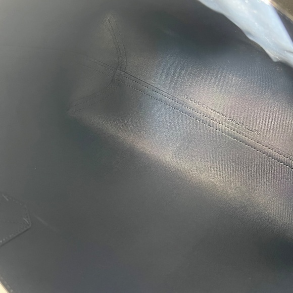 Gucci | GG Blooms Small Reversible Tote - Picture 12 of 14